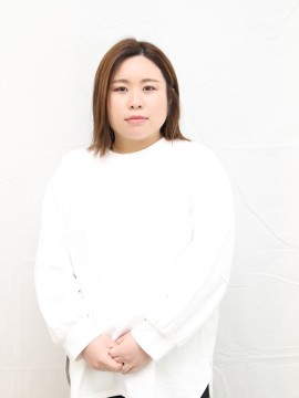山下萌